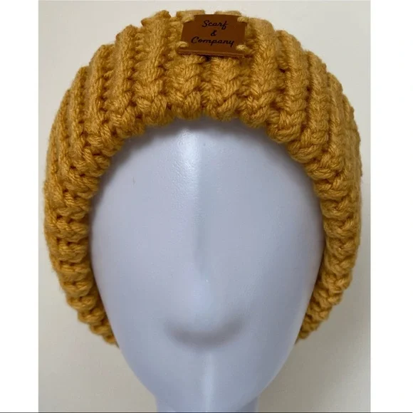 NWT Loom Knitted Hats, Warm and cozy, Knitting, Hats, Handmade by Seller. Unisex - Picture 2 of 3